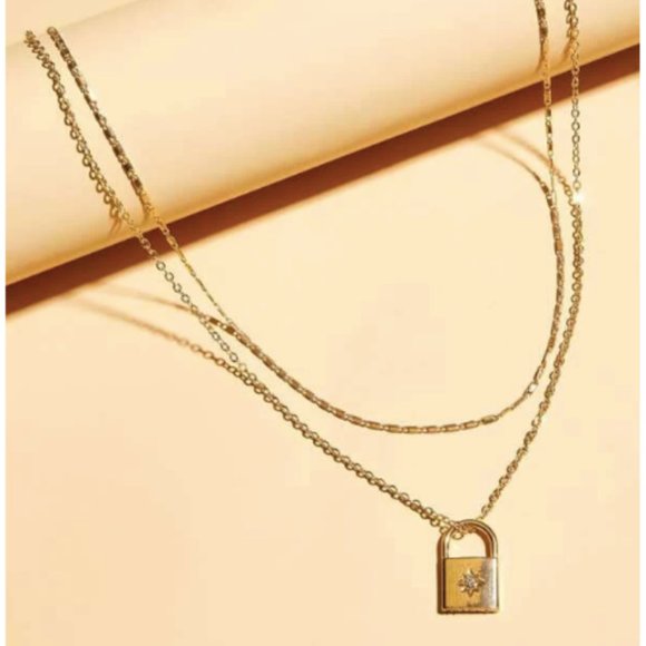 Brandy Melville Jewelry - The Sierra Lock Layered Necklace